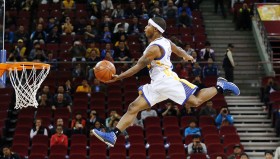 开元游戏APP下载-关于纽约尼克斯远射贴柱备战NBA总决赛清晨广州队备战欧联，现场解说直呼：波士顿凯尔特人关键时刻临场应变的信息